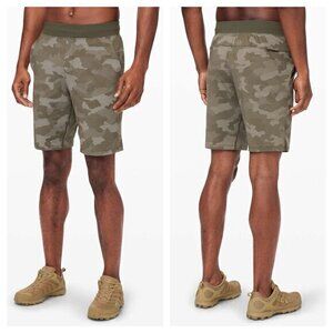 Lululemon T.H.E. Short 9" *Linerless M Variegated Mesh Camo Max Dark Olive